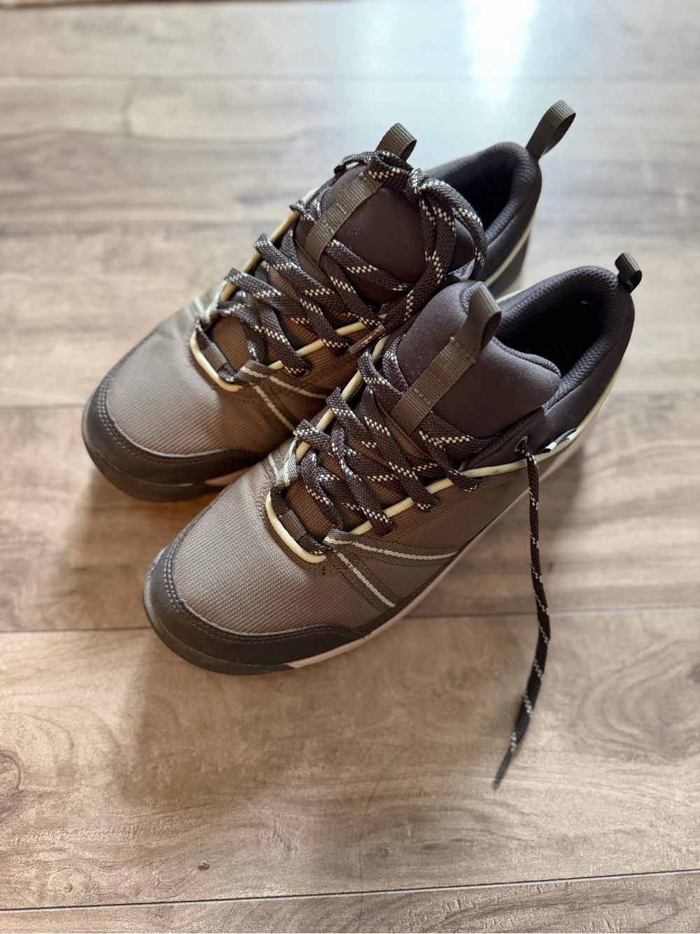 Women’s Outdoor Hiking Sneakers